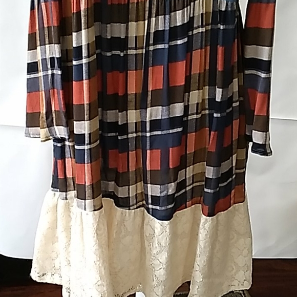 Umgee woman's  tunic top - Picture 2 of 16